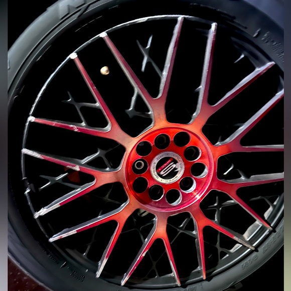 FIRE RIMS - Picture 2 of 3